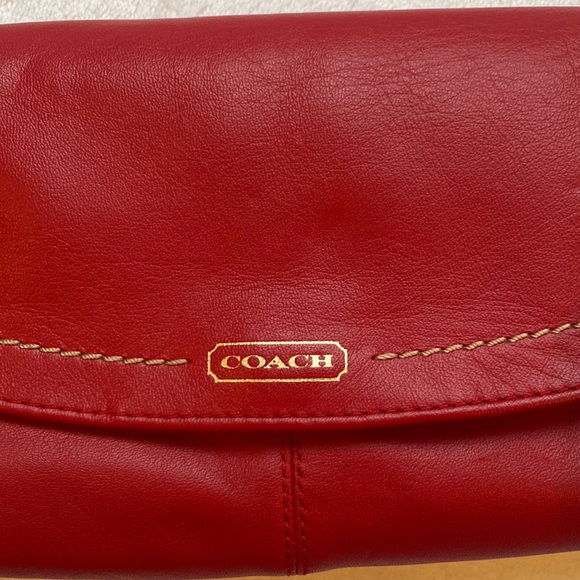 Coach wallet no tags.     #2 - Picture 5 of 13